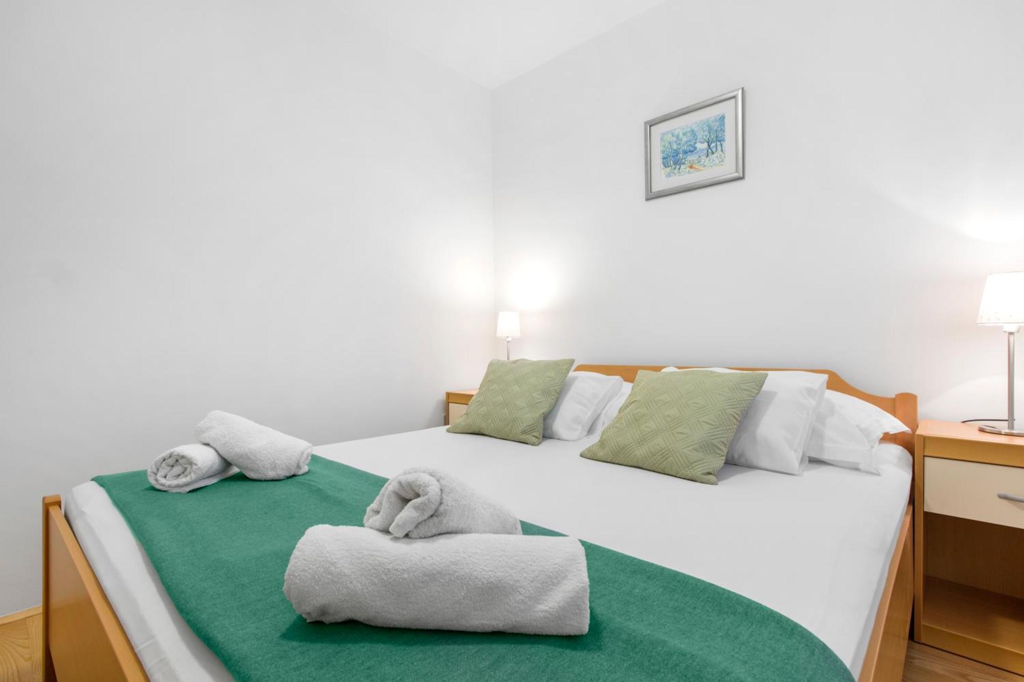 Apartmani Gnjidic Srima Exterior foto