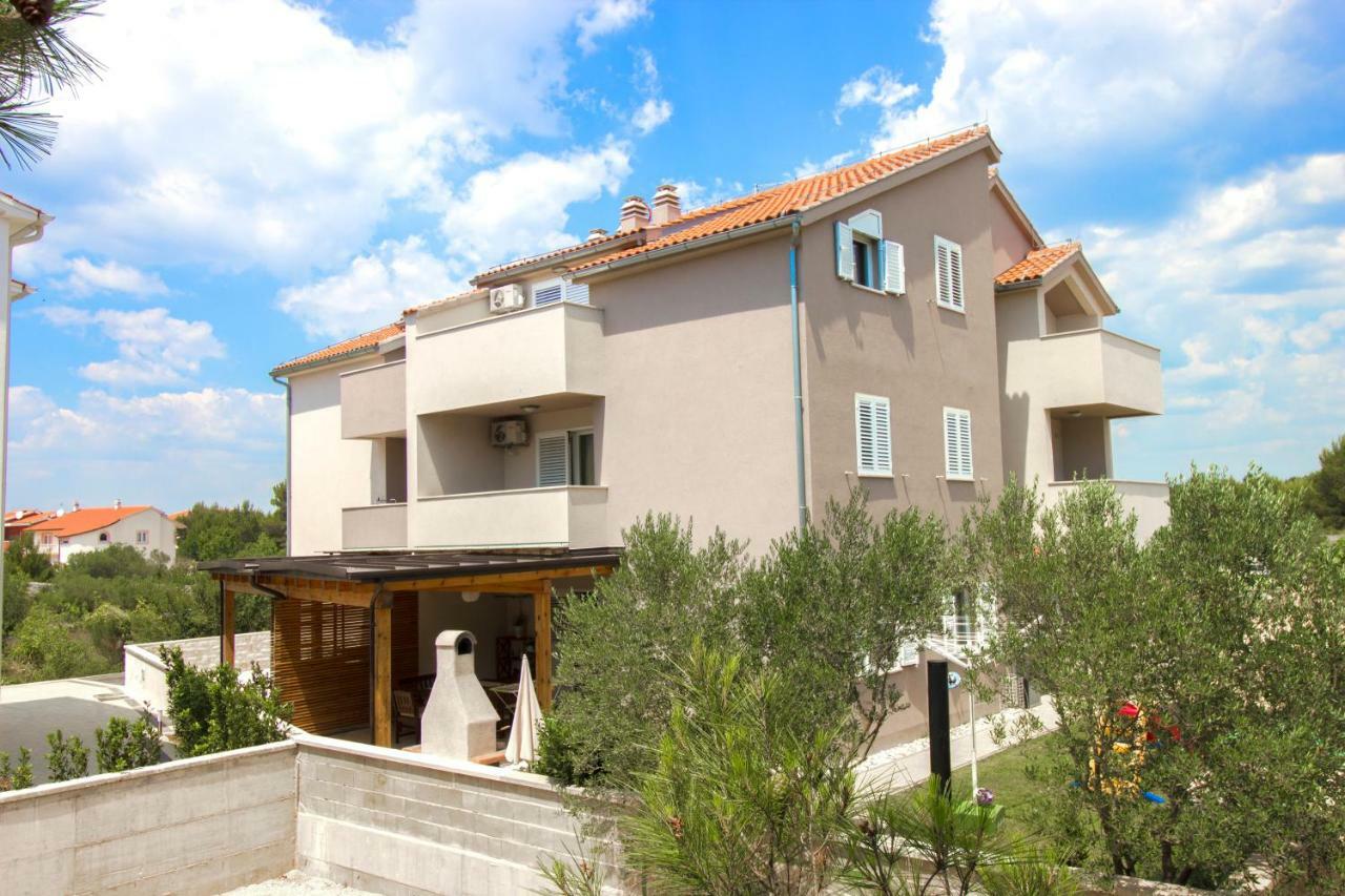 Apartmani Gnjidic Srima Exterior foto